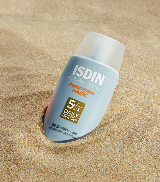 ISDIN Fusion Water Magic SPF 50 - Image 3